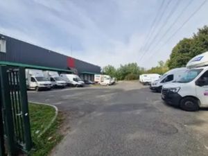 Local industriel/Entrepôt