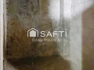 Cave 4 m² /9 m3 en volume de stockage à Belleville