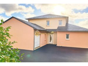 Maison Plougonven 7 pièce(s) 135 m2