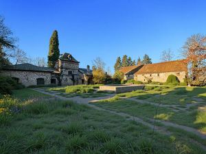 Maison et hangar à aménager