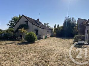 Maison à vendre - 4 pièces - 105 m2 - Bessais Le Fromental - 18 - CENTRE