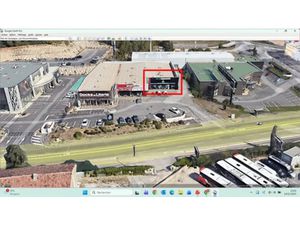 local commercial Plan de Campagne