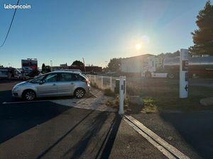 Hivernage / parking pour véhicules de loisirs -camping-cars - caravanes - bateaux- remorqu