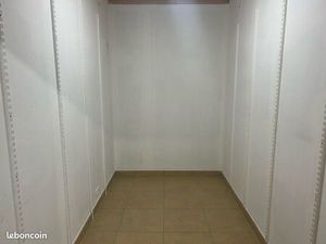 Box à louer la roche sur yon - 7m2 - stockage - garde meubles - Proche Flâneries