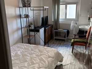 Loue chambre Meublée