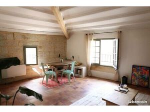 P2 Appartement 65m2 à louer  Uzès