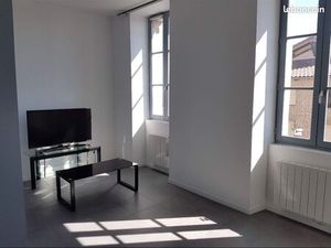 Jolie T2 meublé 42M