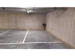 Place de parc intérieure à vendre à Sint-Amandsberg