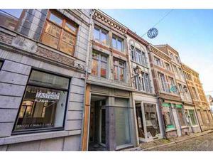 Bureaux à louer à l'entrée de la Grand Place !