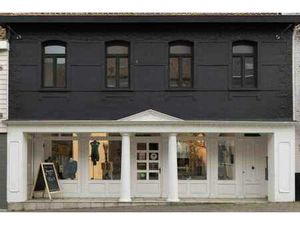 Centraal gelegen handelspand in centrum Anzegem