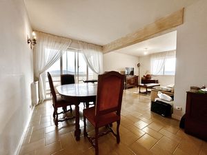 Grand appartement dans résidence sécurisée