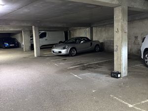Place de parking couverte