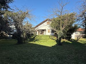 Firminy  maison traditionnelle + terrain constructible à 5 m