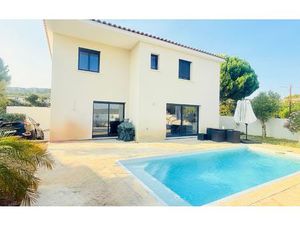 Maison La Fare-les-Oliviers m² T-5 à vendre  580 000 €