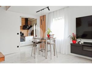 Maison Le Plessis-Belleville 65 m² T-3 à vendre  240 000 €