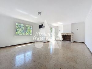 A vendre à Mougins proche Tournamy - Haut de villa 3/4 Pièces 90 m² avec jardin privatif 3