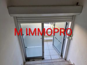 VALLAURIS 06220 Proche A8 bureaux de 92 m2 à louer