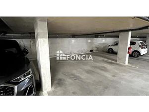 La Garde - Place de parking