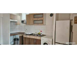 Bel appartement f2 refait a neuf meublé