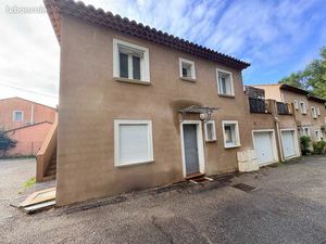 T4 Rdc + terrasse + jardinet