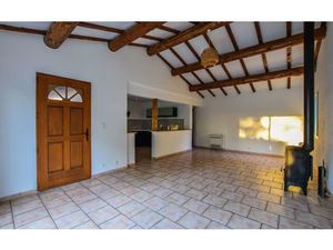 Location maison  m² T-5 à Rochefort-du-Gard  1 280 €