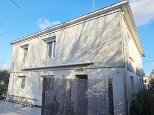 Maison la ville aux Dames proche Leclerc