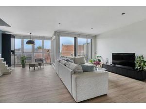 Instapklare  lichtrijke duplex te koop in hartje Aalter