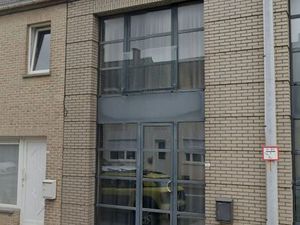 Zeer goed gelegen rijwoning met garage en tuin - Zottegem