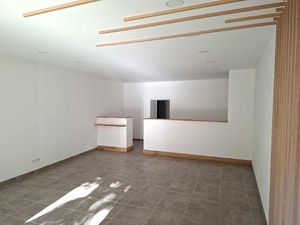 Location - local commercial