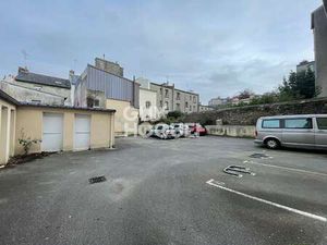 Location Garage box et parking à Brest Recouvrance (29200) : à louer / 15m² Brest Recouvra