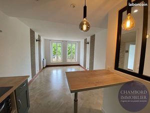 Bel appartement rénové de 56 m2 au cœur de Contres