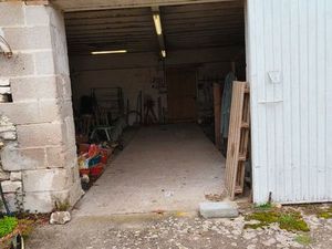 Garage pour van  voitures  petit bateau