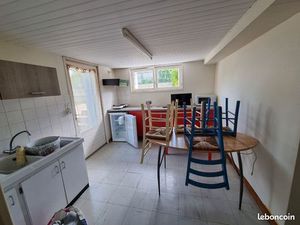 Studio meublé 32m² à Buxerolles