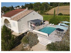 Maison de 166 m² à Barjac