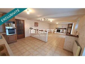 Maison 3 chambres 1 bureau et hangar