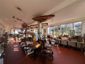 A vendre - Local commercial 143 m² + extérieur – Presqu'î