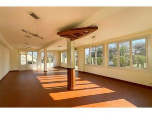 A vendre - Local commercial divisible 143 m² + extérieur – P