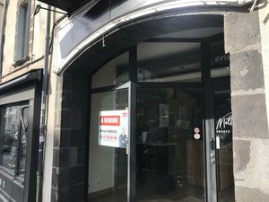 Local Commercial CLERMONT-FERRAND 41 m2+ 40 en sous sol