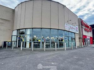 Vente commerce 2 pièces 164 m² Fresnoy-le-Grand (02230)