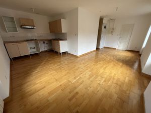 Location Appartement 2 pièces 45m² PONT DE SALARS 12290