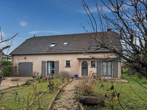 Maison à vendre ARC SUR TILLE 7 pièce(s) 150m2 365 000€