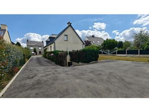 Maison à vendre IRODOUER 6 pièce(s) 152m2 283 000€