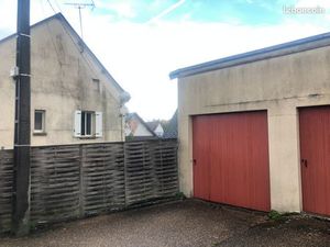 Garage plus parking sur Barentin