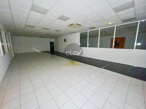 Local commercial 280 m² DECINES