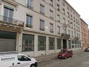 BUREAUX A LOUER - LYON 2