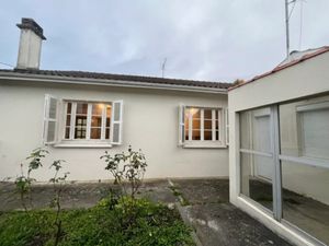 Vente maison 5 pièces 131 m² à Jurançon (64110)  223 650 €