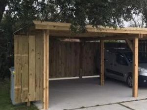 Place de carport à vendre – Eysines Centre / 400m école & tram