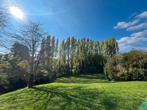 Terrain constructible 13 ares à Guentrange