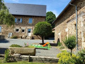 A louer maison à MIALLET 24450 101m2 DPE B  libre le 1er janvier 2026