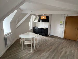 T2 meublé 2e étage centre Nontron + cave